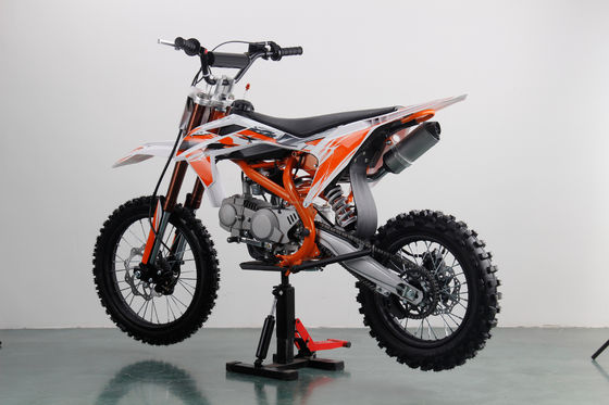 Hydraulische Scheibenbremspitze Motocross 125cc 150cc 190cc Dirt Bike mit eingebauten Kraftstofftank