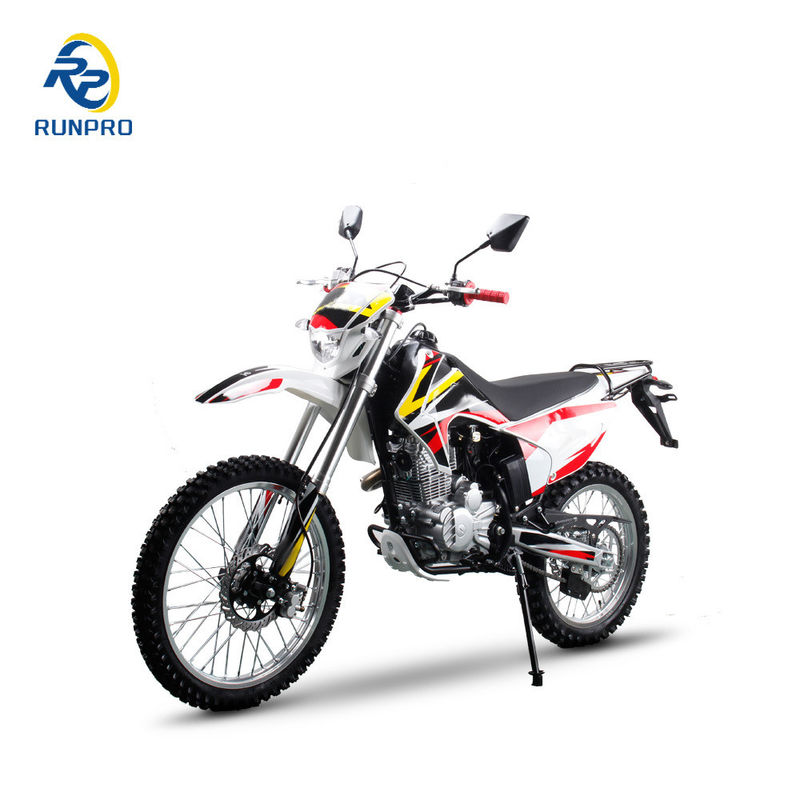 2020x810x1180mm Gasbetriebenes 250cc Erwachsenensport-Dirtbike mit CNC-Dreifachklemmen und CE
